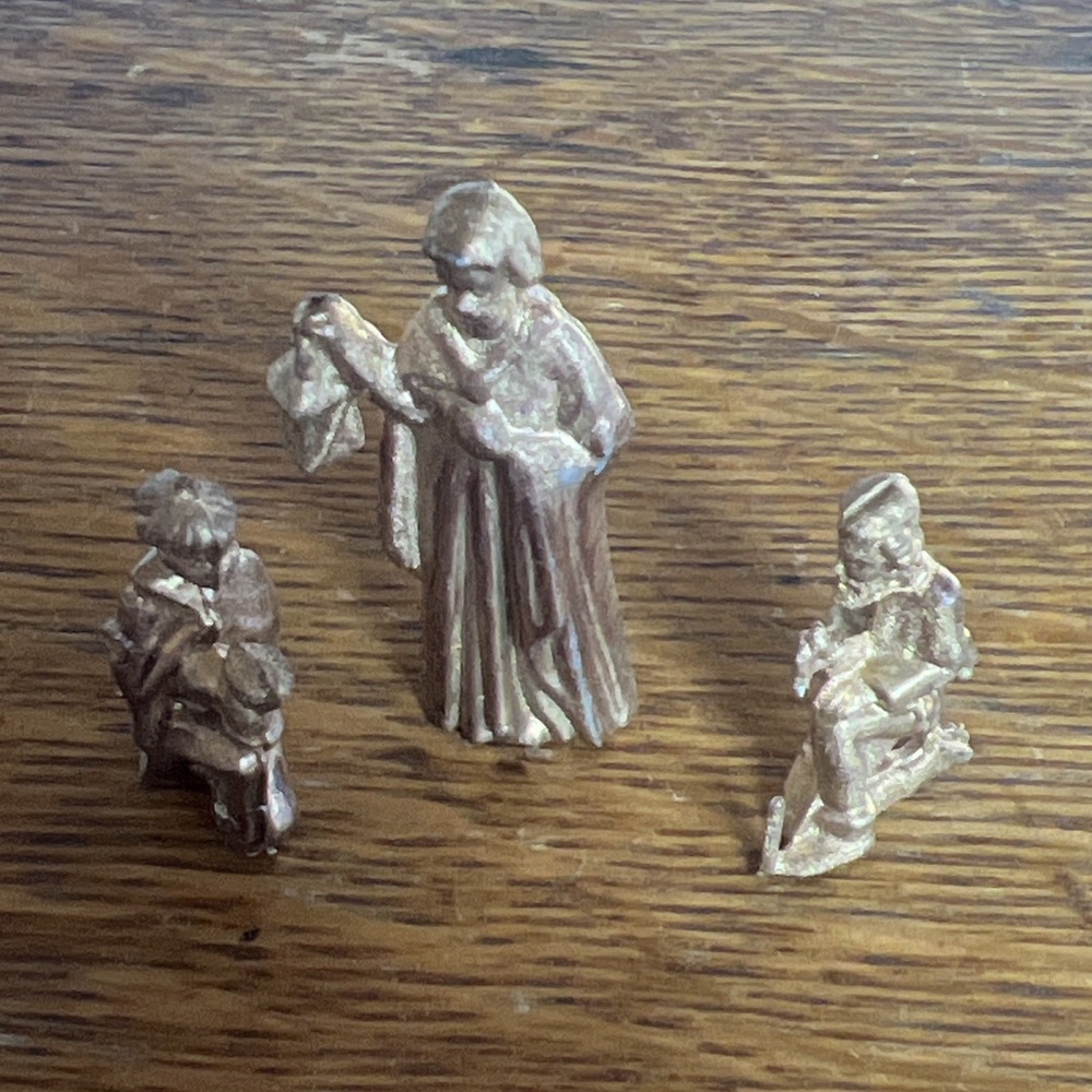 Vintage Miniature 3 Piece Wise Men Holiday Nativity Set Plastic Gold Christmas